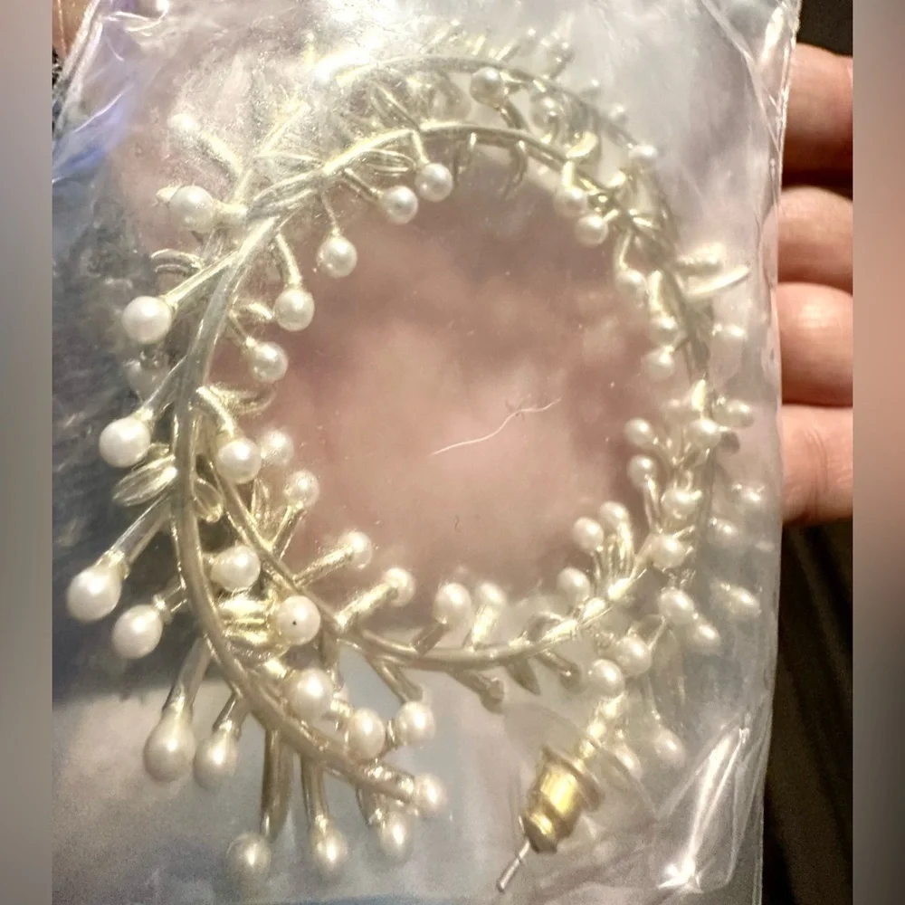 Nicola Bathie Gianna Earrings — Pearl Gold Hoops, NWT